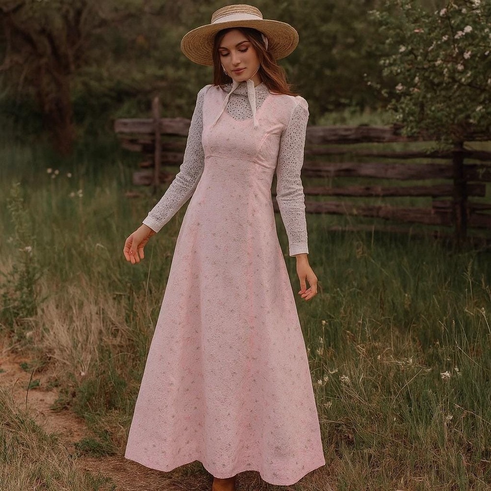 Vintage 70s Pink Floral Prairie Maxi Dress Eyelet Lace High Neck Victorian Boho